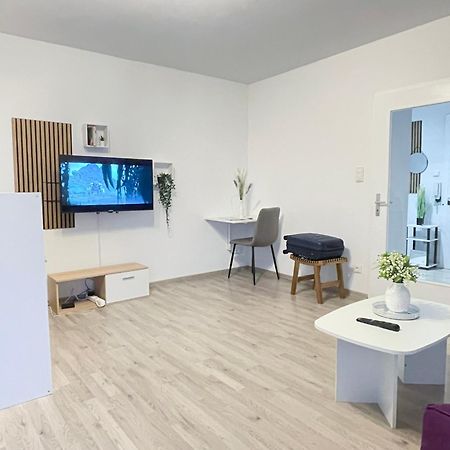 Perfekte 1,5 Wohnung Zentral In Leonberg Gegenueber Einkaufzentrum Dış mekan fotoğraf