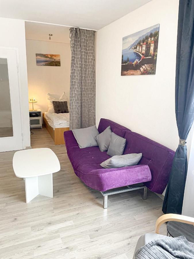 Perfekte 1,5 Wohnung Zentral In Leonberg Gegenueber Einkaufzentrum Dış mekan fotoğraf