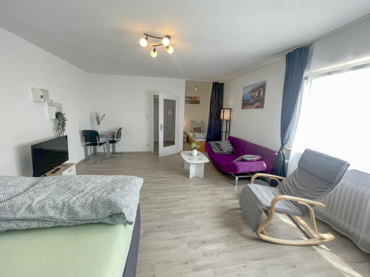 Perfekte 1,5 Wohnung Zentral In Leonberg Gegenueber Einkaufzentrum Dış mekan fotoğraf