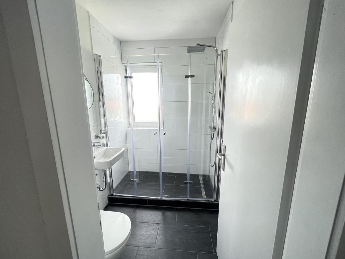 Perfekte 1,5 Wohnung Zentral In Leonberg Gegenueber Einkaufzentrum Dış mekan fotoğraf
