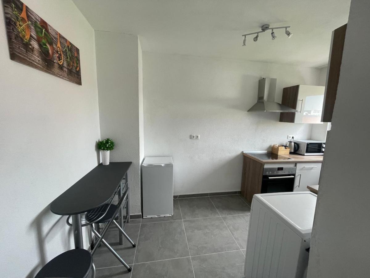 Perfekte 1,5 Wohnung Zentral In Leonberg Gegenueber Einkaufzentrum Dış mekan fotoğraf