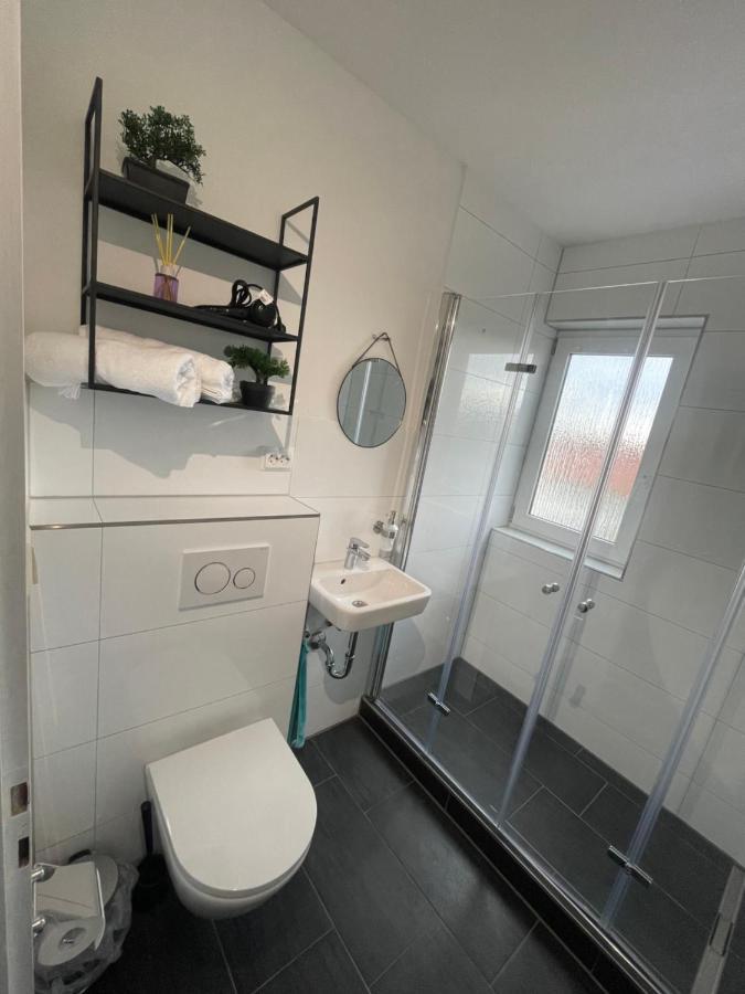 Perfekte 1,5 Wohnung Zentral In Leonberg Gegenueber Einkaufzentrum Dış mekan fotoğraf