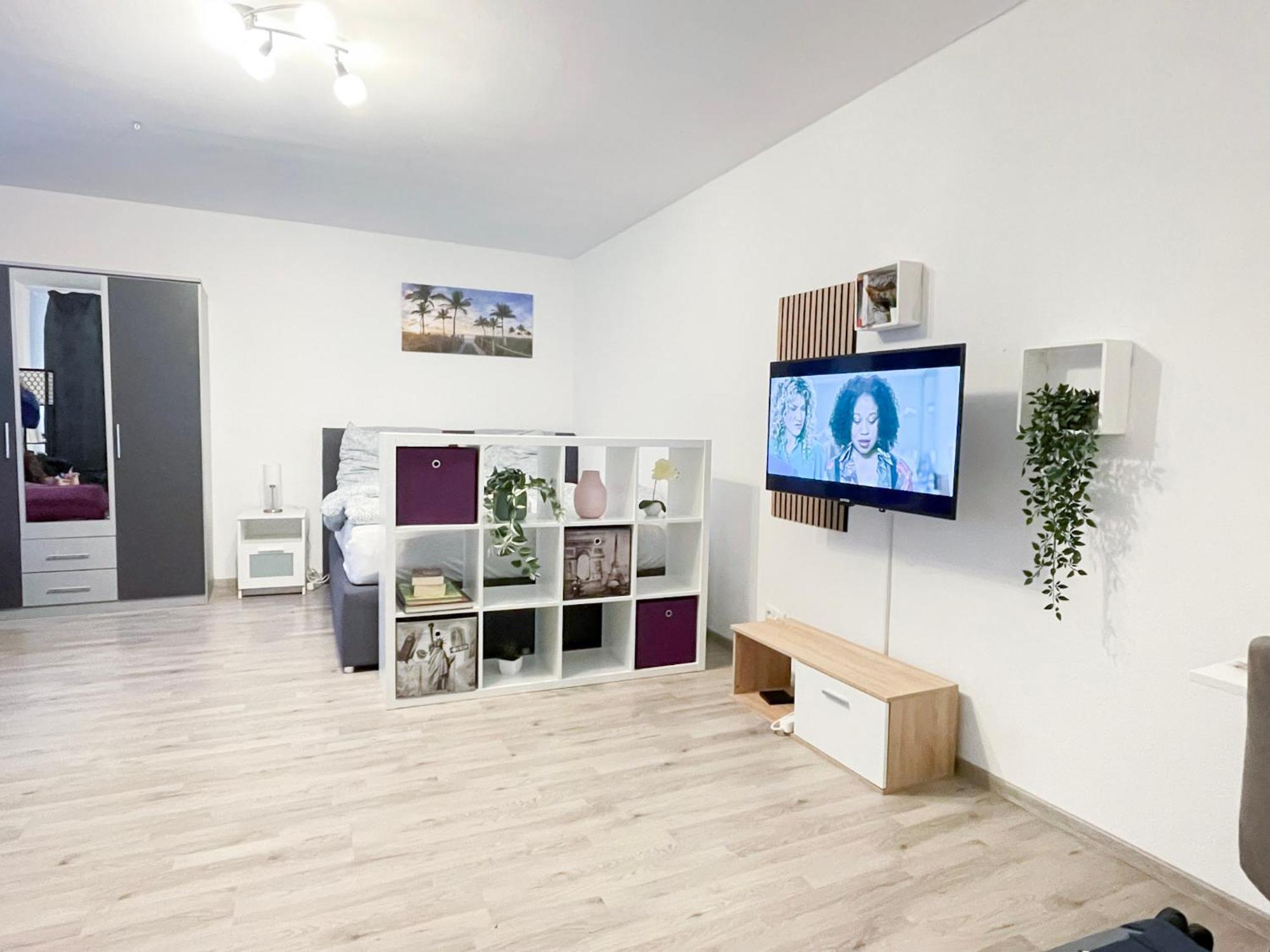 Perfekte 1,5 Wohnung Zentral In Leonberg Gegenueber Einkaufzentrum Dış mekan fotoğraf